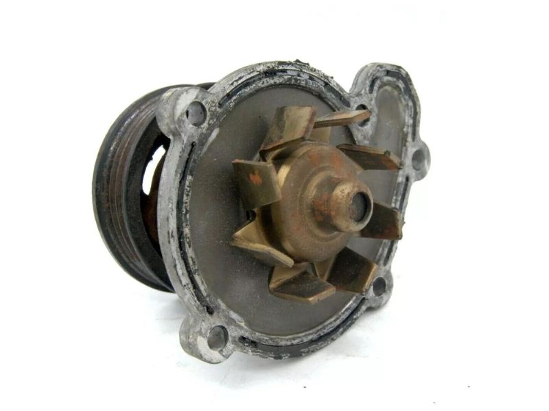 CR12 Water Pump for Nissan thumbnail
