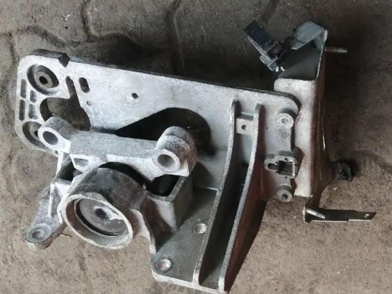 Gearbox Mount for Nissan Dualis