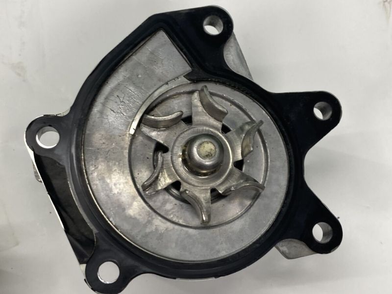 Water Pump for Nissan GA15