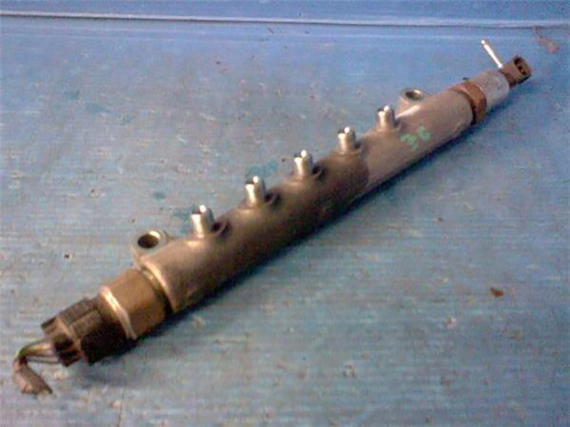 1KD Common Rail Injector for Toyota