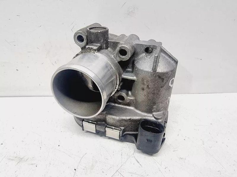 M9R Throttle Body Throttle Body for Nissan thumbnail