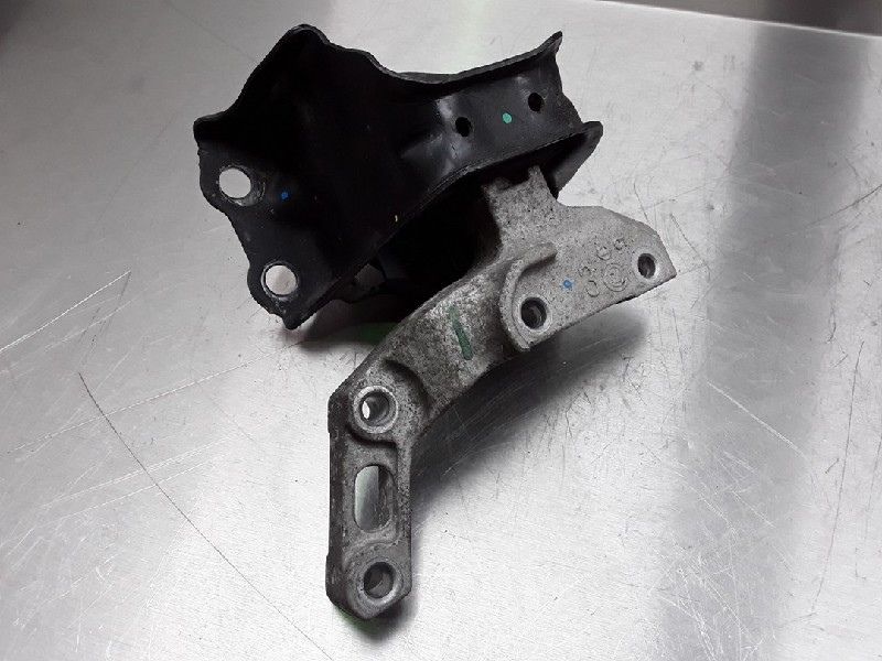 Engine Mount for Nissan March thumbnail